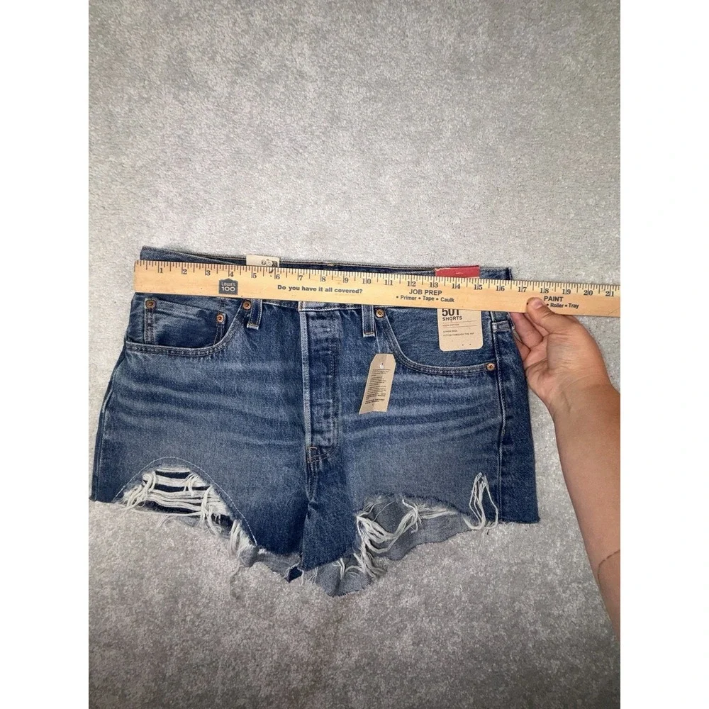 levis womens 501 shorts NWT 32
